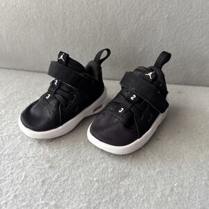 Air Jordan toddler/baby size 3C AJ7316-010‎
